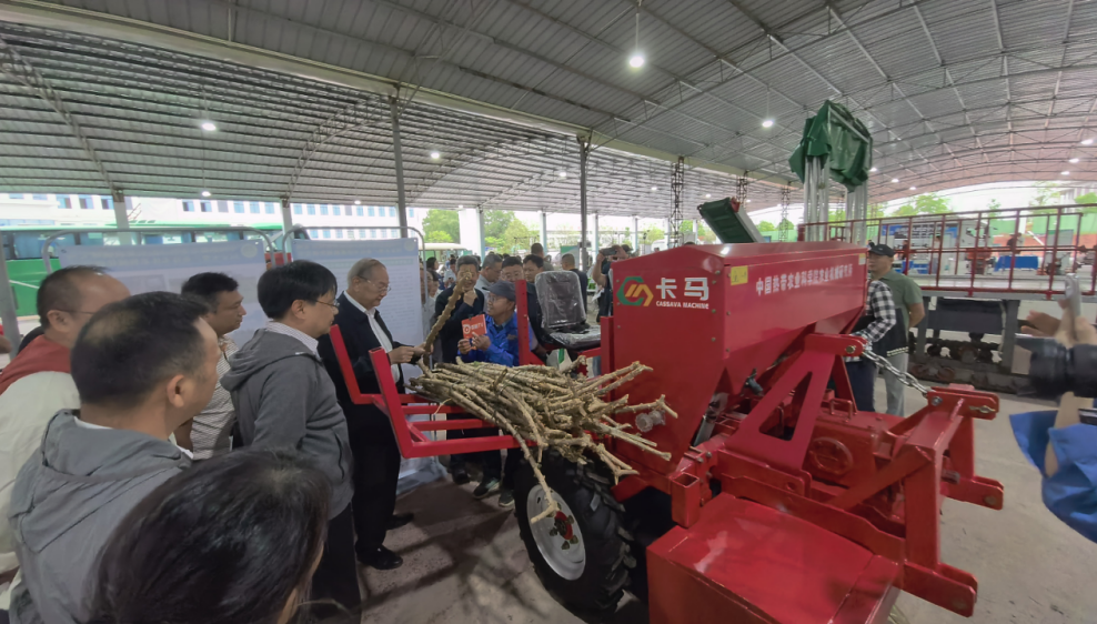 体系成果参展广东省丘陵山区农机交流会